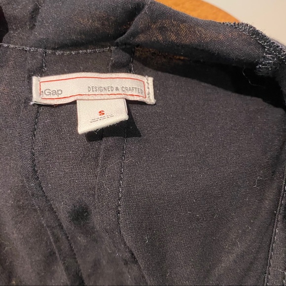 GAP Sleeveless Pleat Top - Picture 11 of 12